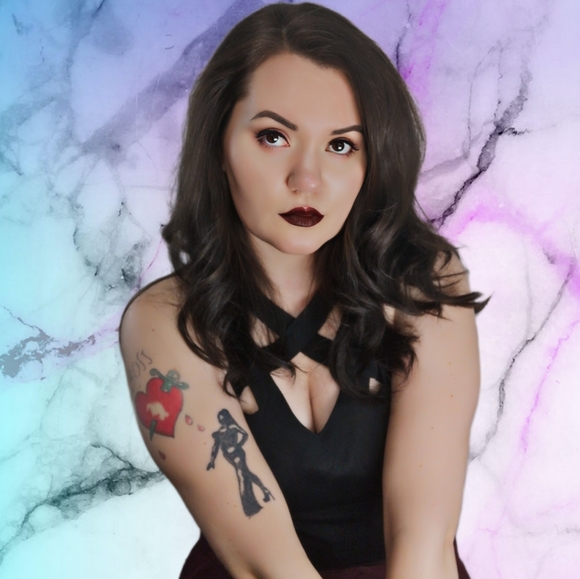 Meet your Posher, Helly - Picture 3 of 9